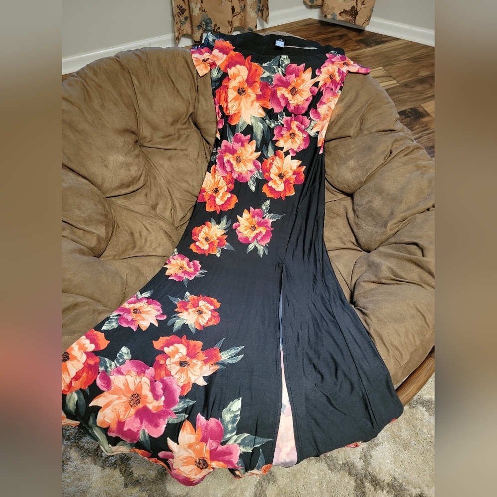 Venus floral dress small